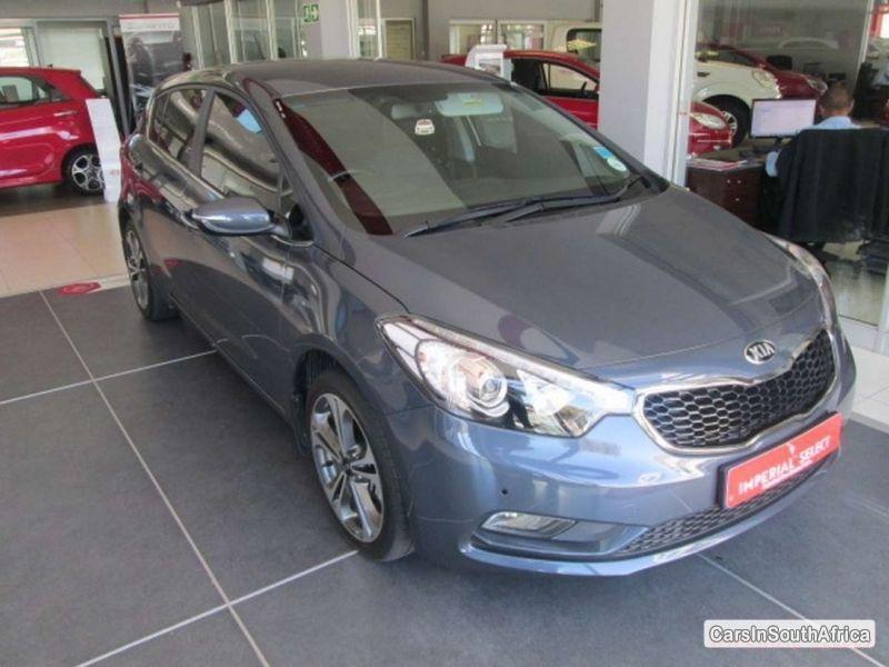 Kia Cerato Manual 2015 - image 2