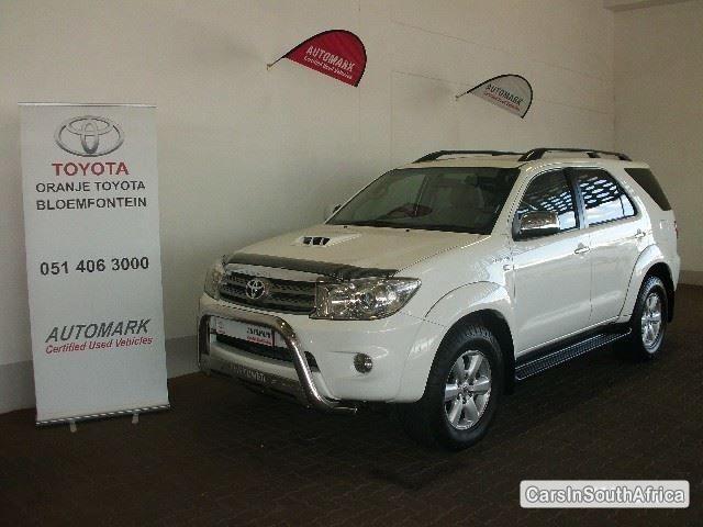 Toyota Fortuner Manual 2011