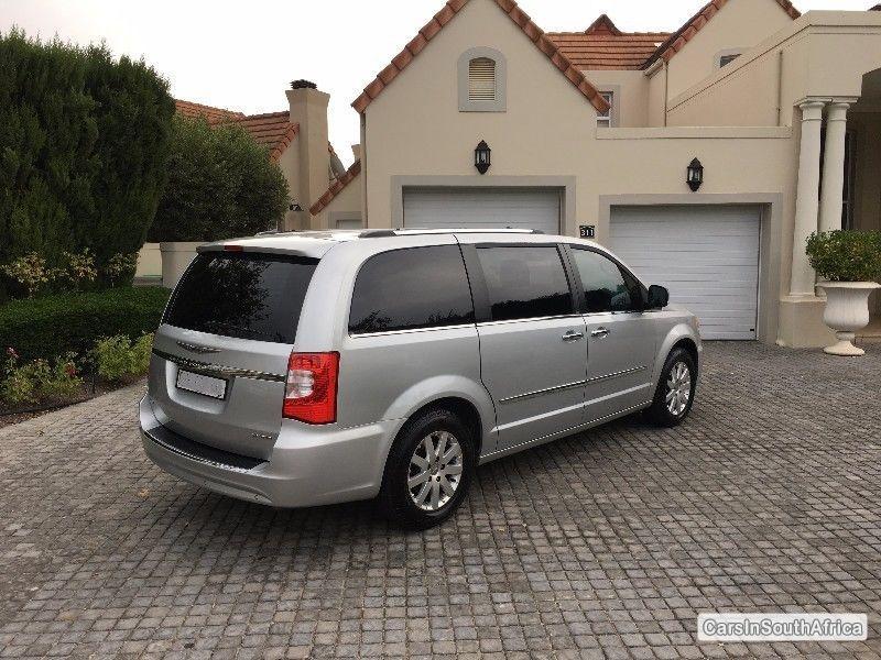 Chrysler Voyager Automatic 2012
