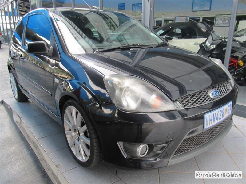 Ford Fiesta Manual 2006 - image 2