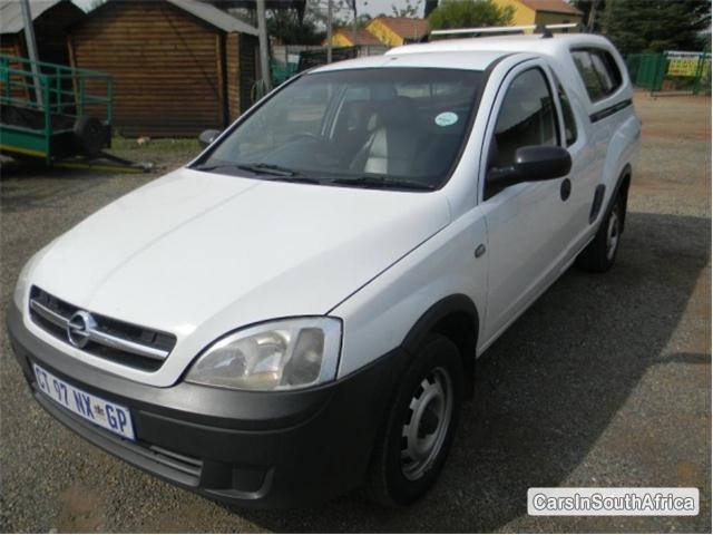 Opel Corsa Utility Manual 2009 - image 2