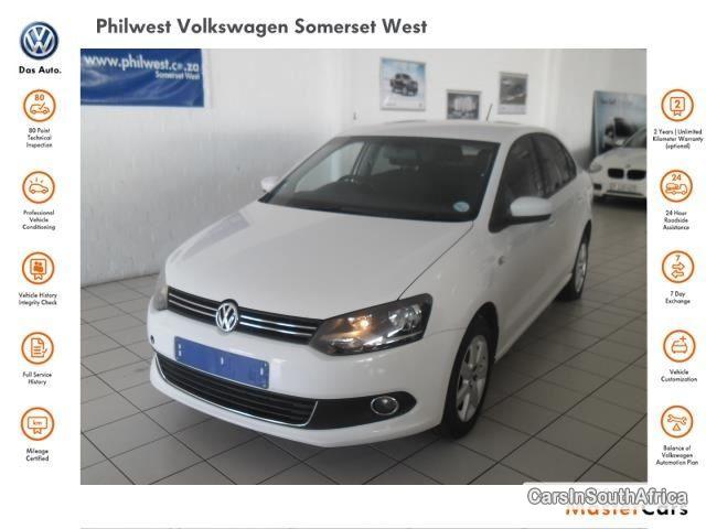 Volkswagen Polo Manual 2012 - image 2