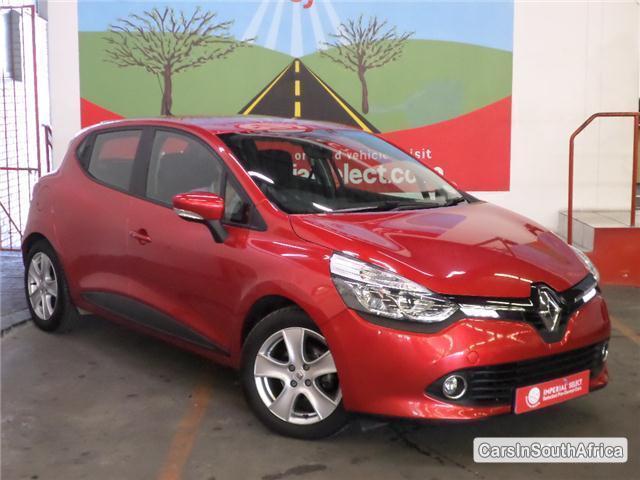 Renault Clio Manual 2015 - image 2