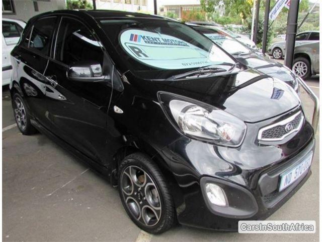 Kia Picanto Manual 2013 - image 2