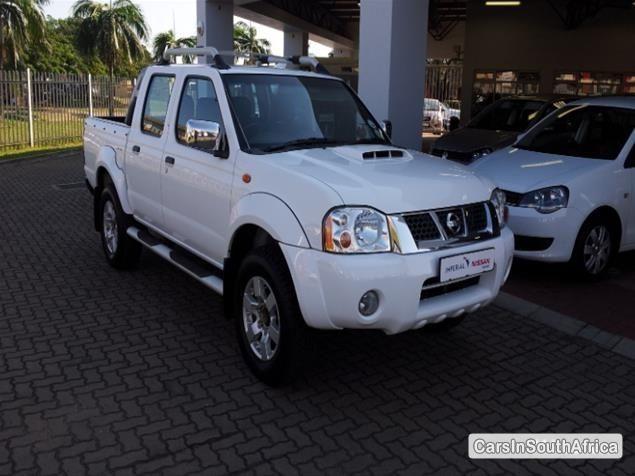 Nissan NP300 Manual 2013 - image 2