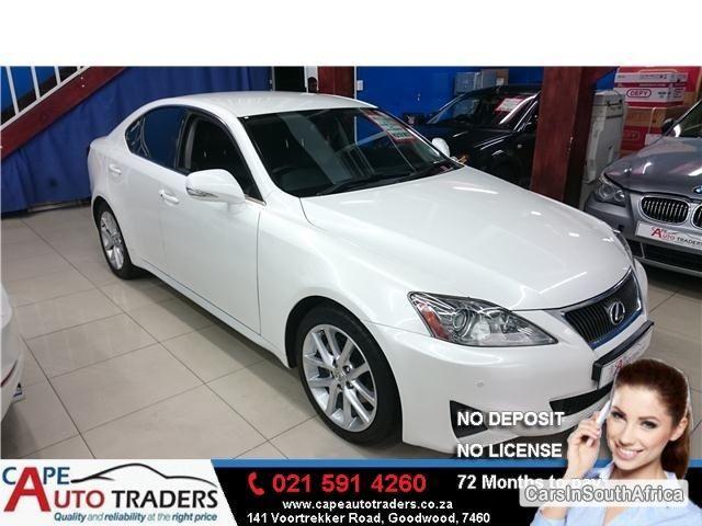 Lexus IS Automatic 2012
