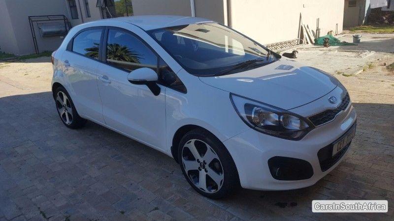 Kia Rio Manual 2011 - image 2