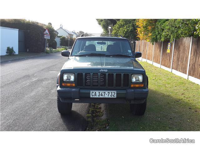 Jeep Cherokee Automatic 2000 in Western Cape