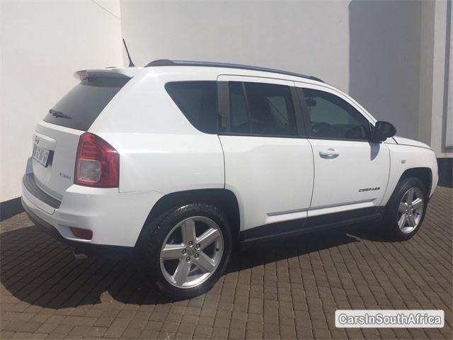 Jeep Compass Manual 2012 - image 3