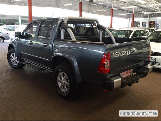 Isuzu KB300 Manual 2009 - image 3