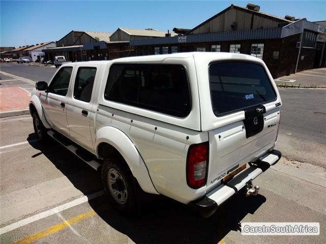 Nissan Hardbody Manual 2012 in Western Cape
