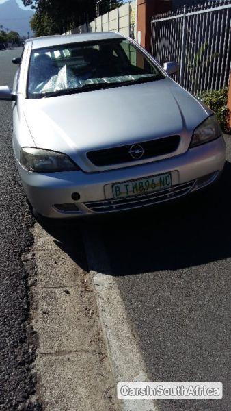 Opel Astra Manual 2003 - image 3