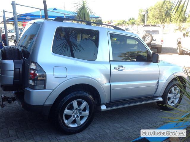 Mitsubishi Pajero Automatic 2007 - image 3