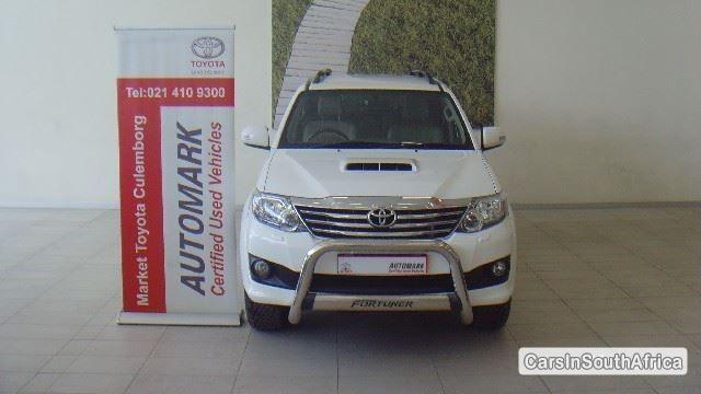 Toyota Fortuner Automatic 2013 - image 3