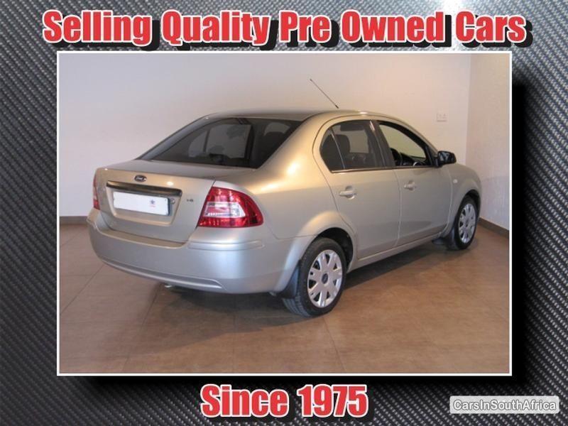 Ford Ikon Manual 2011 in Gauteng
