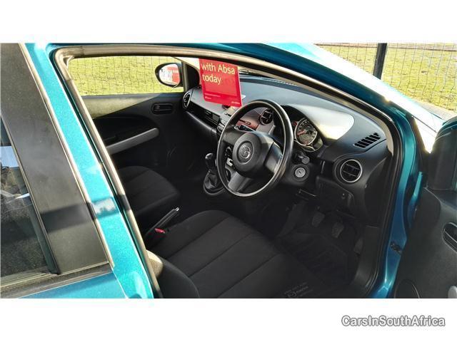 Mazda 121 Manual 2013 - image 3