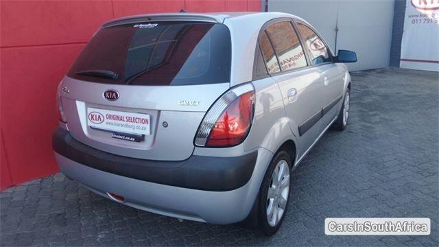 Kia Rio Manual 2008 - image 3