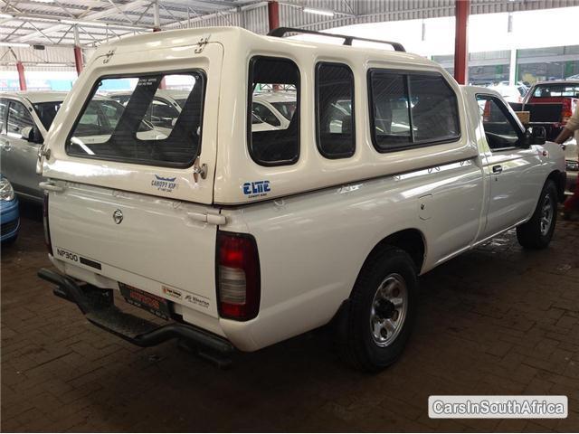 Nissan NP300 Manual 2010 in Western Cape
