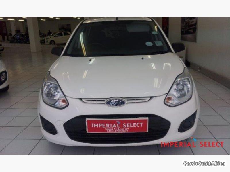 Ford Figo Manual 2012 - image 3
