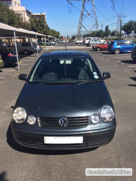 Volkswagen Polo Manual 2003 - image 3