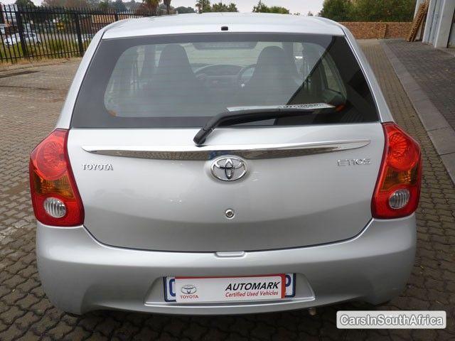 Toyota Etios Manual 2015 - image 3