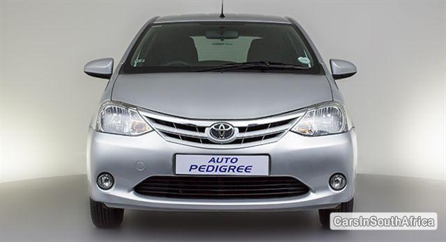 Toyota Etios Manual 2014 - image 3