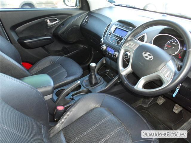 Hyundai ix35 Manual 2011 - image 4