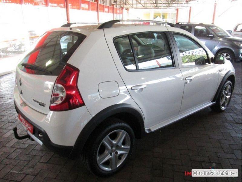 Renault Sandero Manual 2012 - image 4