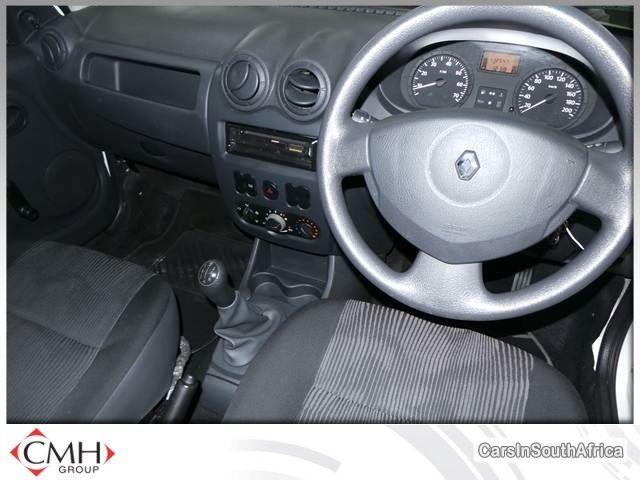 Renault Sandero Manual 2010 - image 4