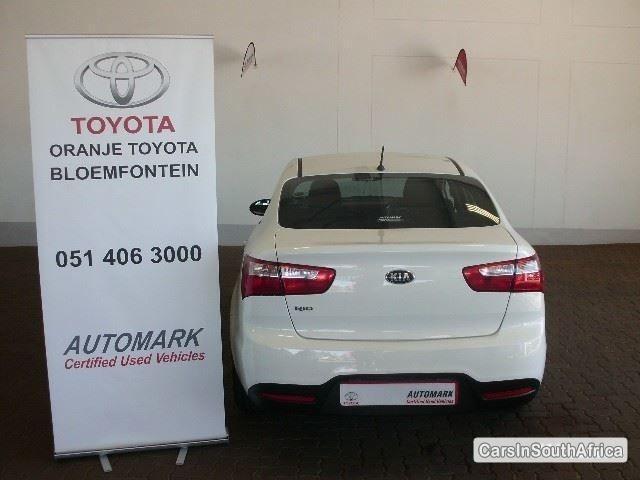 Kia Rio Manual 2014 - image 4