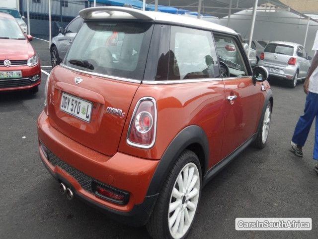 Mini Cooper Automatic 2010 in South Africa