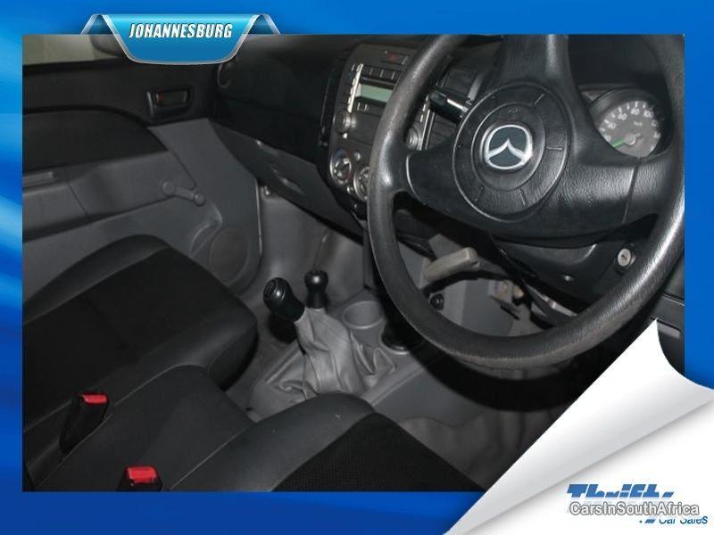 Mazda BT-50 Manual 2010 - image 4