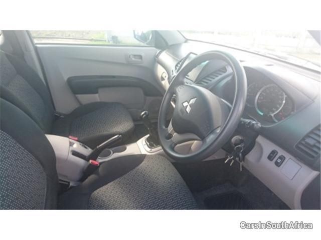 Mitsubishi Triton Manual 2012 - image 4