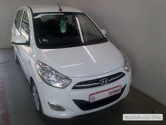 Hyundai i10 Manual 2013 - image 4
