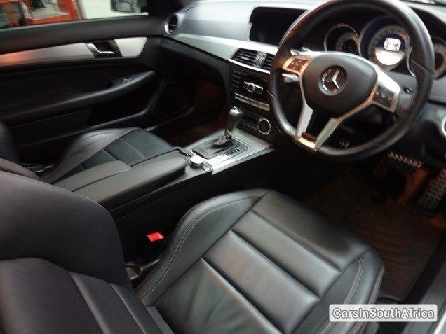 Mercedes Benz C-Class Automatic 2011 - image 4