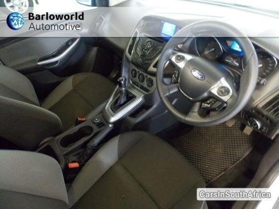 Ford Focus Manual 2011 - image 4
