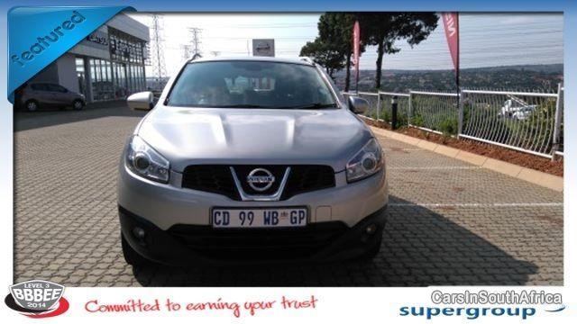 Nissan Qashqai Automatic 2012 - image 4