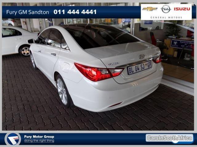 Hyundai Sonata Automatic 2011 - image 4