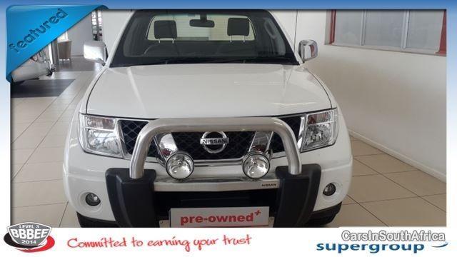 Nissan Navara Manual 2013 - image 4