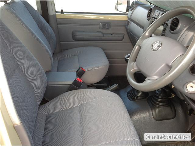 Toyota Land Cruiser Manual 2014 in South Africa