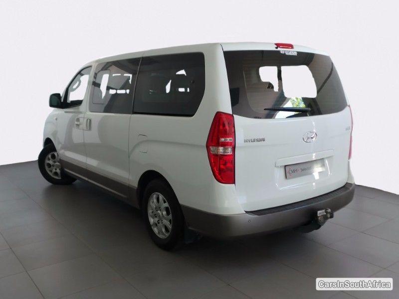 Hyundai H-1 2011 - image 4