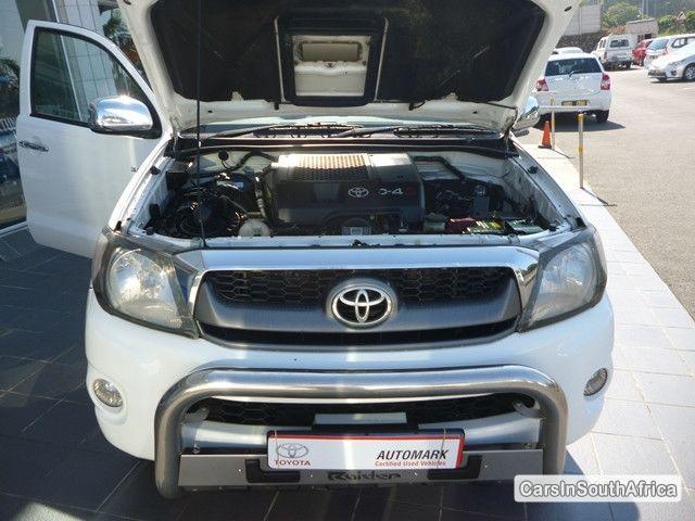 Toyota Hilux Manual 2011 in South Africa