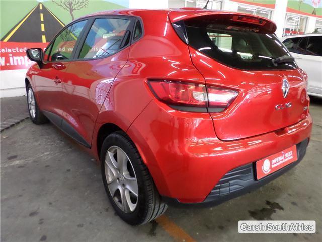 Renault Clio Manual 2015 - image 4