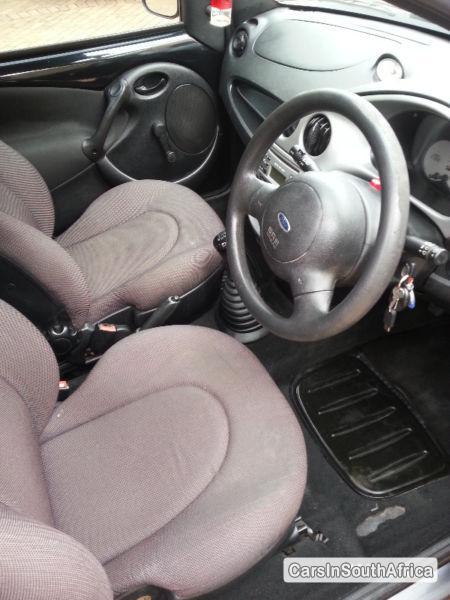 Toyota Hilux Manual 2003 in South Africa