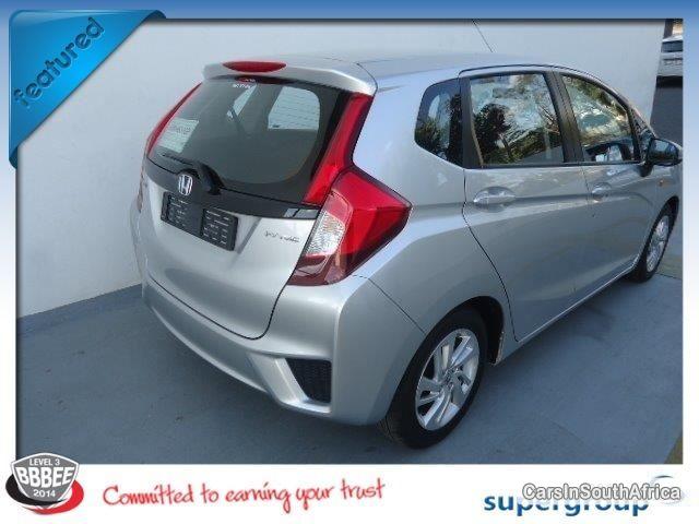 Honda Jazz Automatic 2015 - image 4