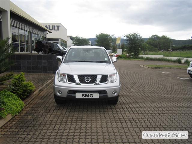 Nissan Navara Manual 2014 - image 4