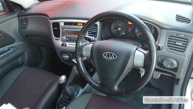 Kia Rio Manual 2008 - image 4
