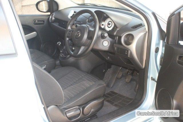 Mazda 121 Manual 2008 - image 4