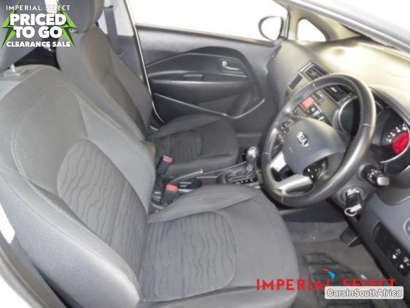 Kia Rio Manual 2013 - image 4