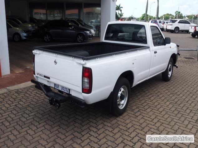 Nissan NP300 Manual 2015 in South Africa